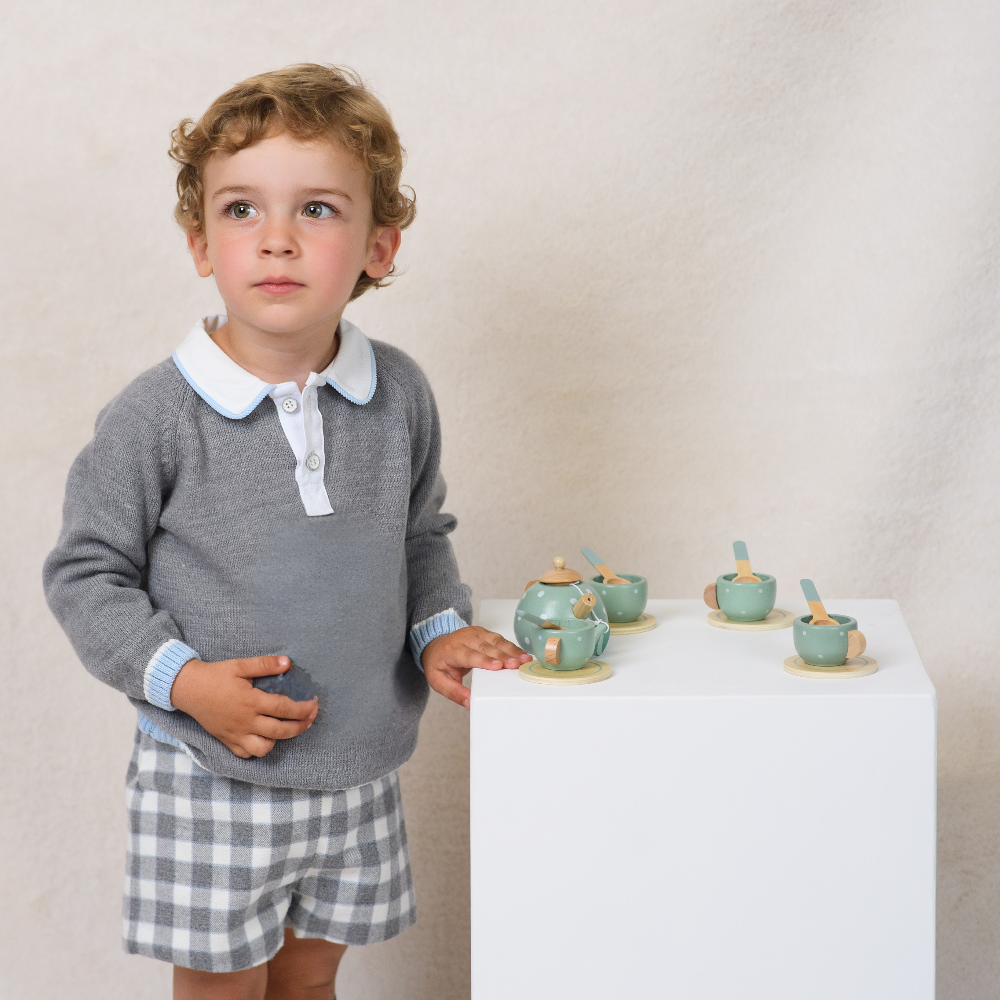 Foque Boys Grey Shorts and Sweater Set