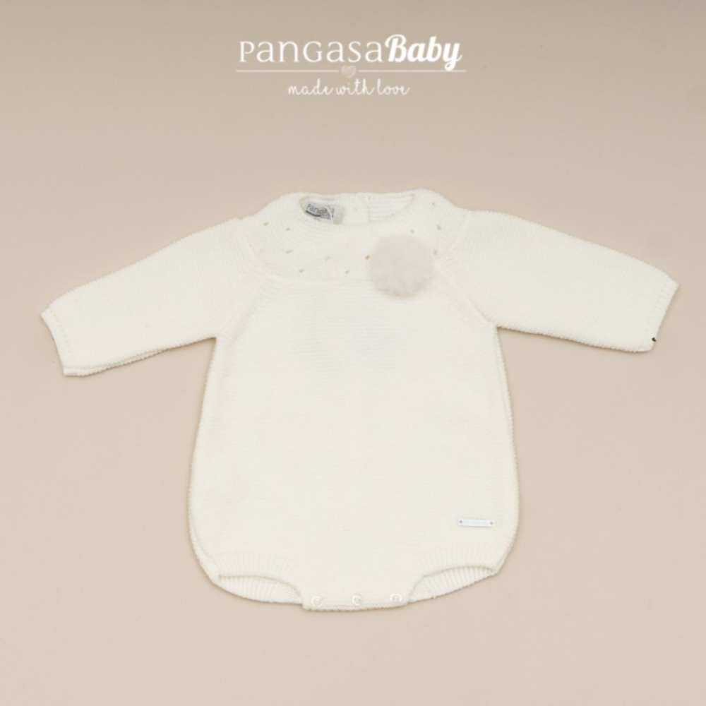 Pangasa Marfil Knitted Shortie