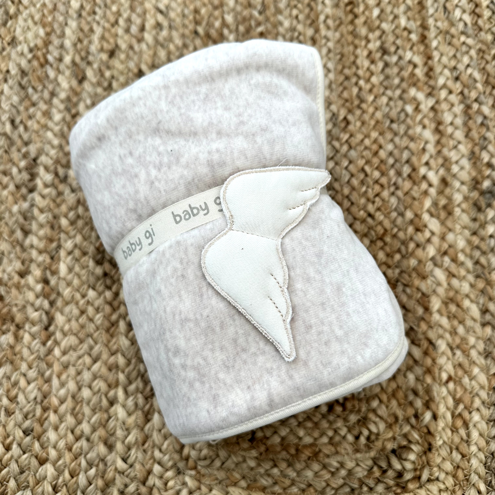 Baby Gi Beige Angel Wings Velour Cot Blanket