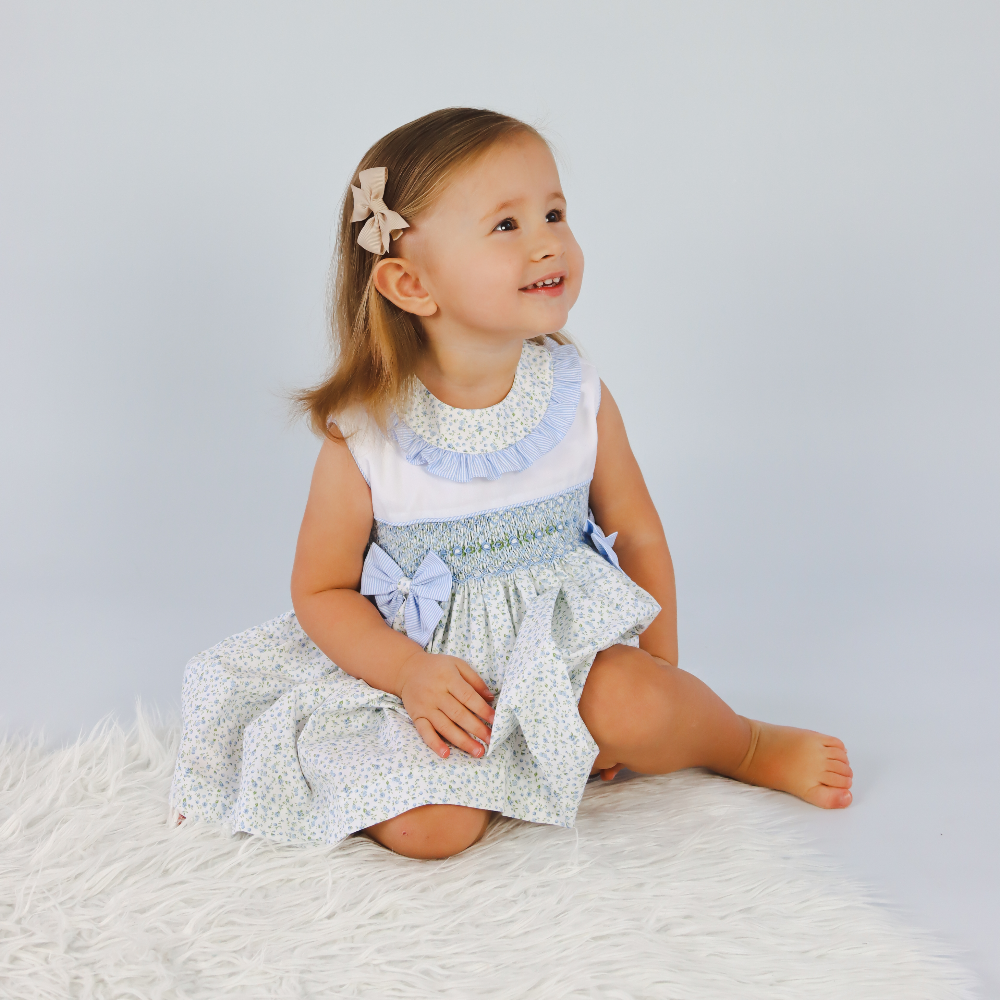 The Wardrobe Childrens Boutique logo