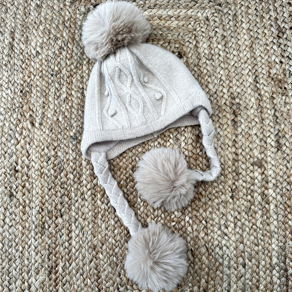 Jamiks Malaki Pom Pom Hat