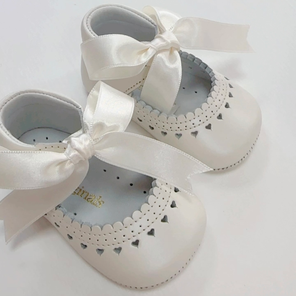 Pretty Originals Girls Cream Pearl Soft Shoes