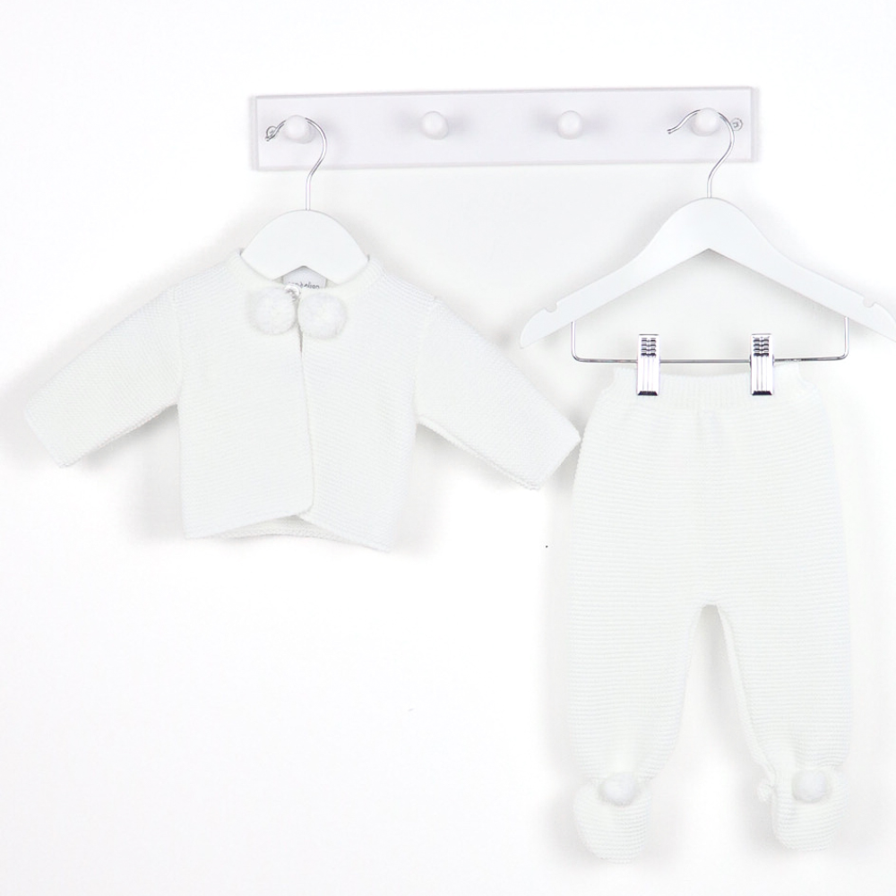 New In Dandelion Pom Pom White Knitted Piece Set