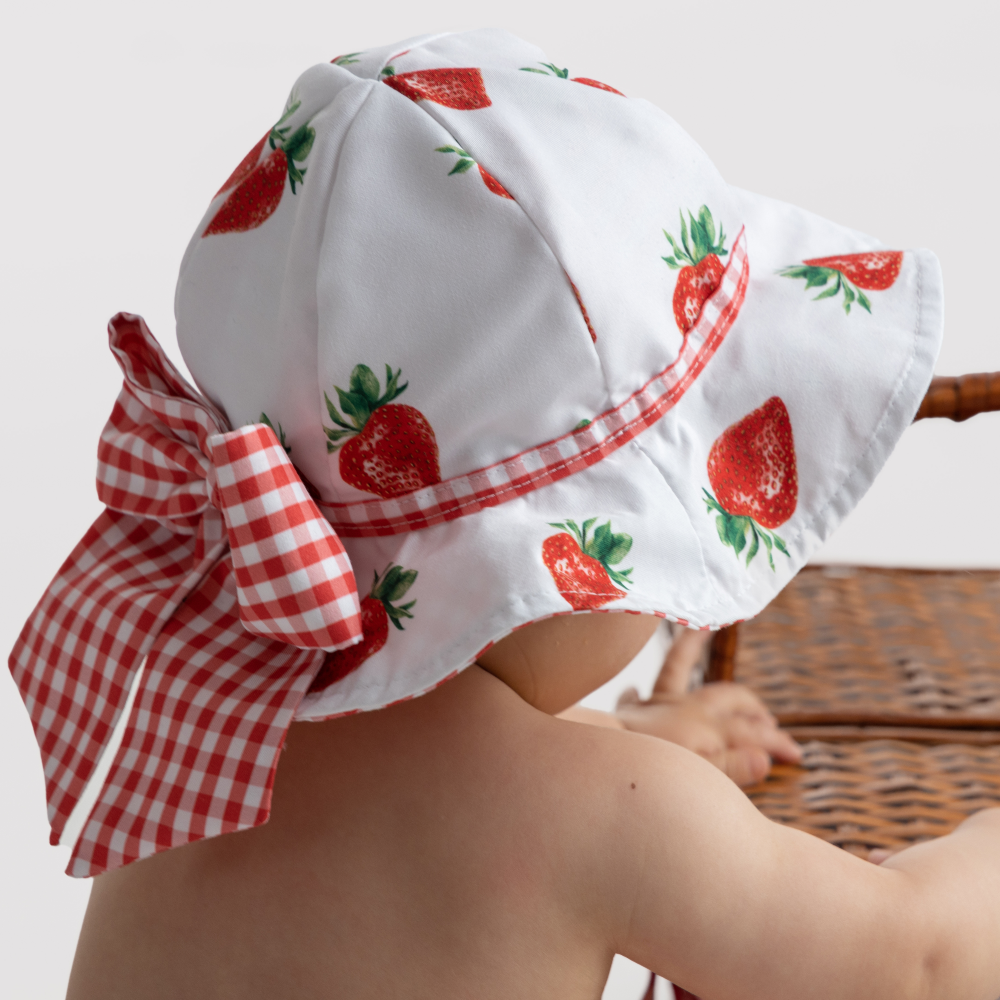 Meia Pata Strawberries Sun Hat