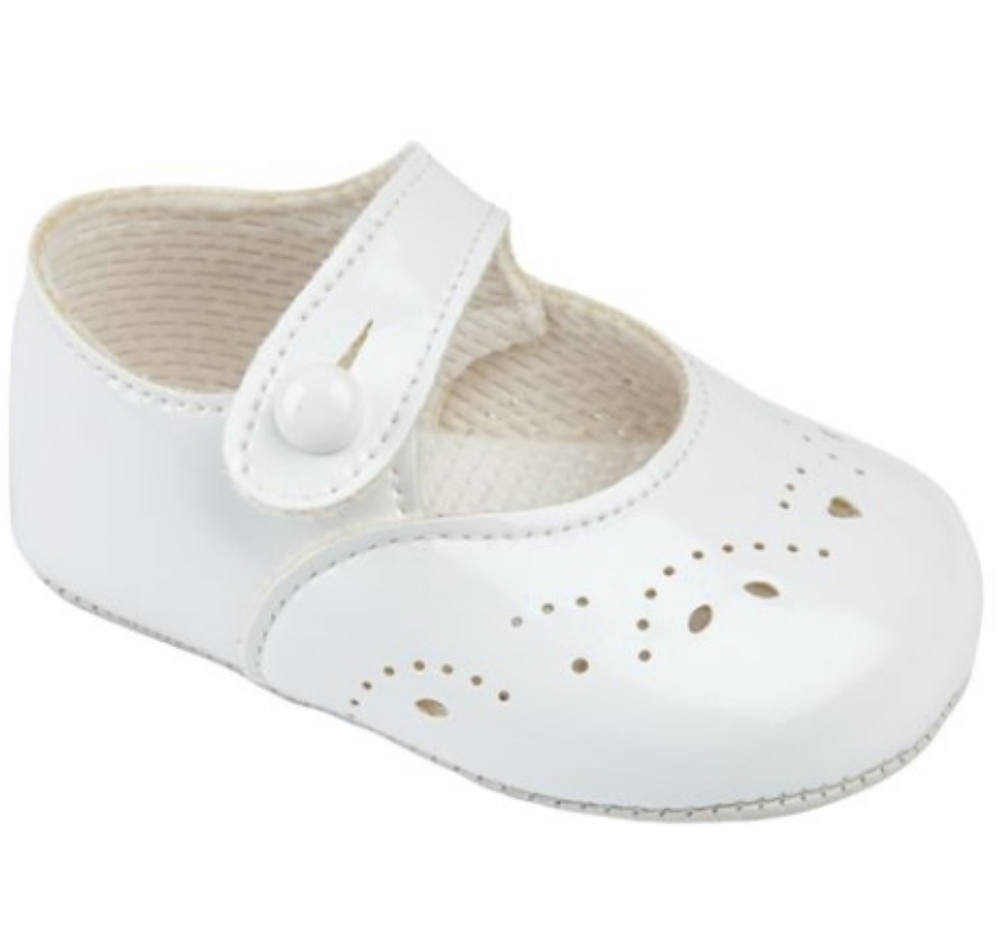 Baypods Girls White Heart Patent shoes